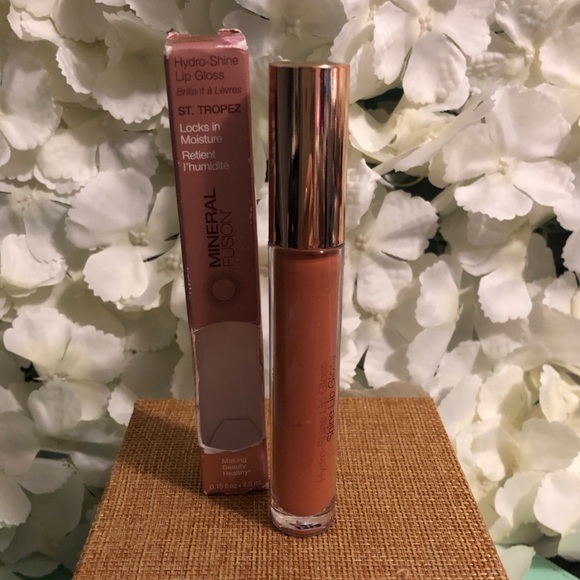 ☀️ Mineral Fusion Hydro-Shine Lip Gloss, St. Tropez, 0.15 Ounces - New in Box - Picture 2 of 5